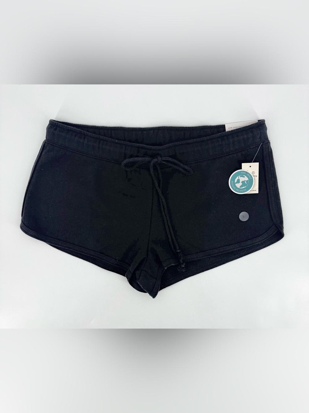 NWT Aeropostale Cloud Soft Low Rise Dolphin Shorts Black Size L